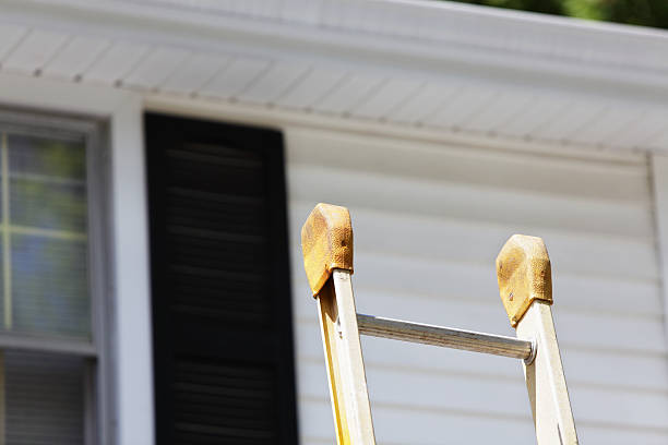 Siding Removal and Disposal in Whiteville, NC